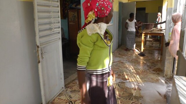 Behindertenzentrum Mbour Schneider Schuster Hauswirtschaft