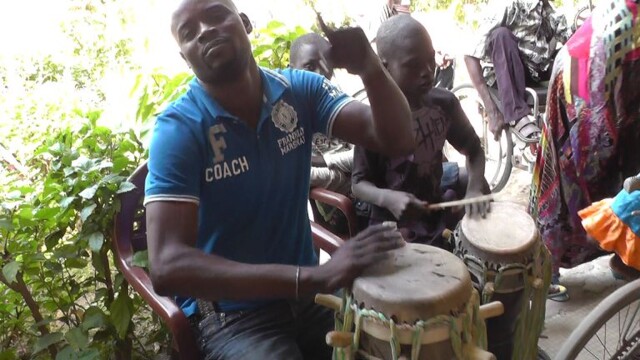 Behindertenzentrum Tivavouane Tanz